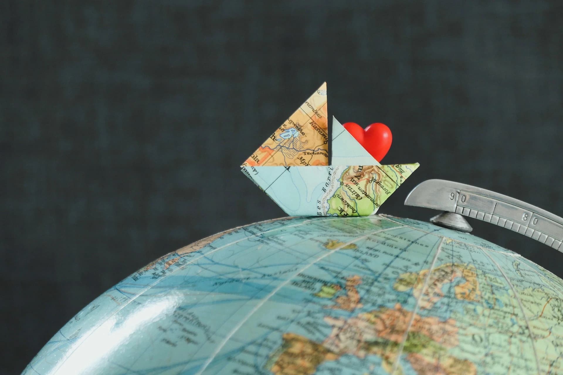 Travel Website Design Best Practices That Turn Browsers Into Bookings